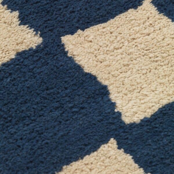 ferm-living-Mara-Washable-Rug-blue-detail