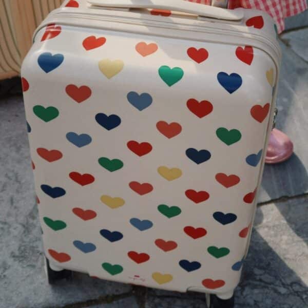 konges-slojd-travel-suitcase-bon-coeur-colore-detail