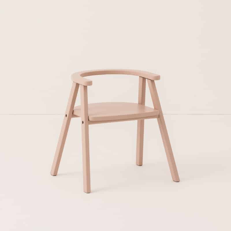 nobodinoz-growing-green-chair-blush-schuin